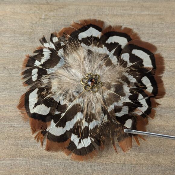 Genuine Feather Hair Clip Handmade Brown White Flapper Pheasant Snap Barrette - Picture 6 of 7